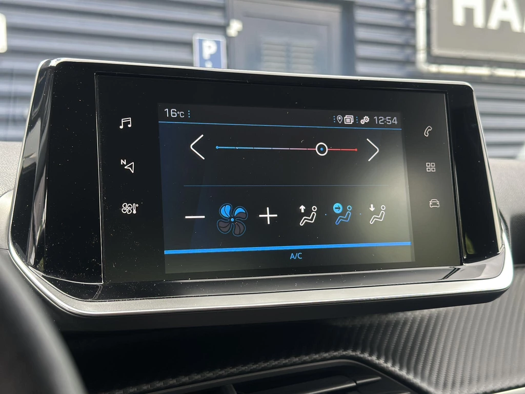 Peugeot 208 – foto 17