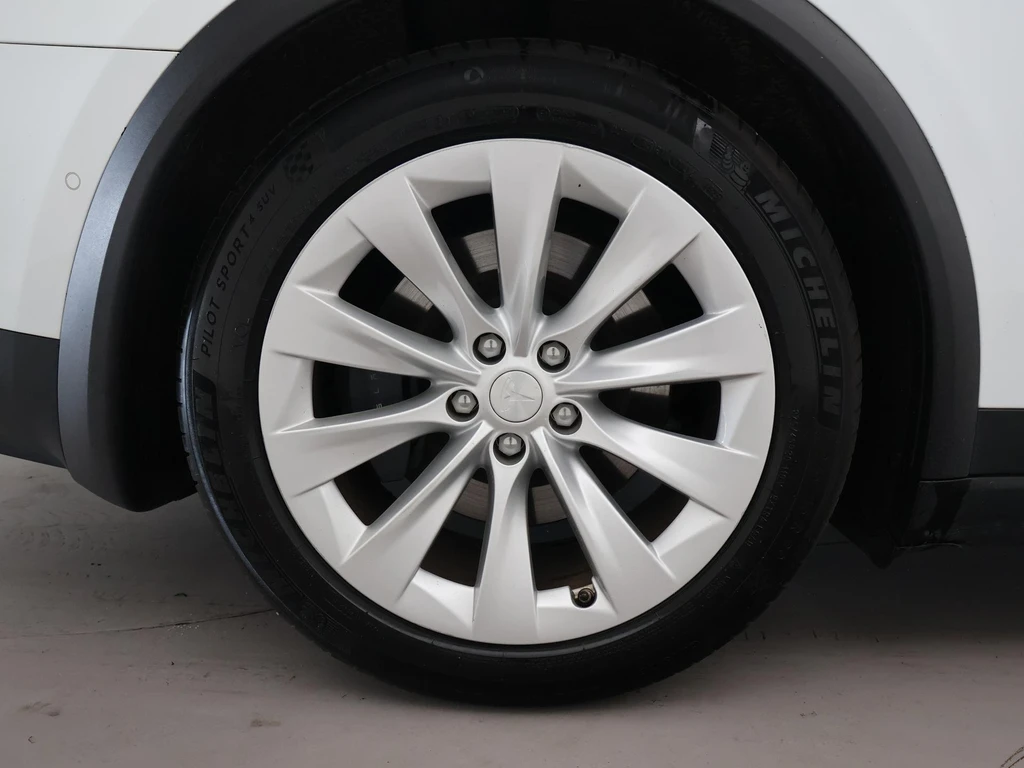 Tesla Model X – foto 19