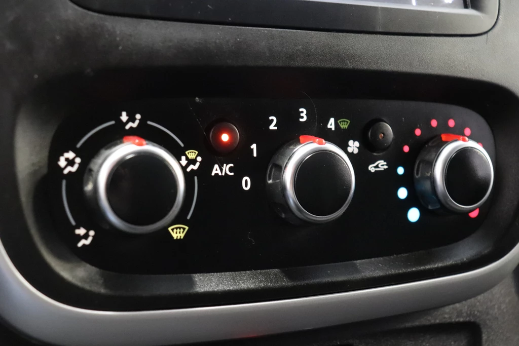 Renault Trafic – foto 11