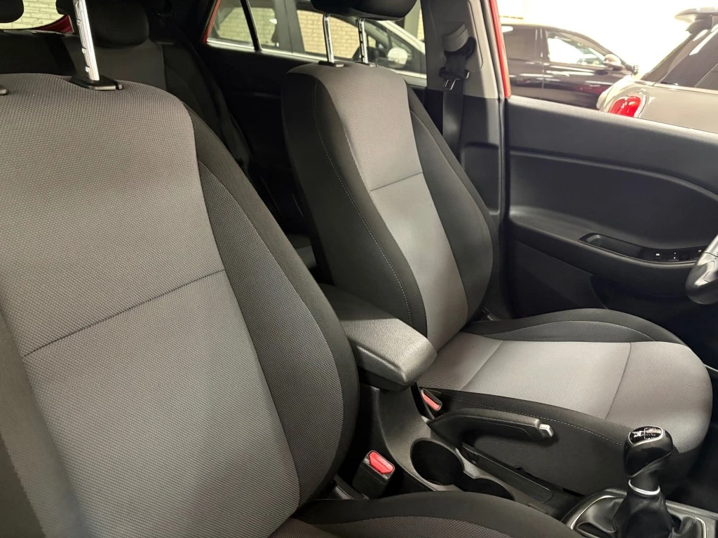 Hyundai i20 – foto 15