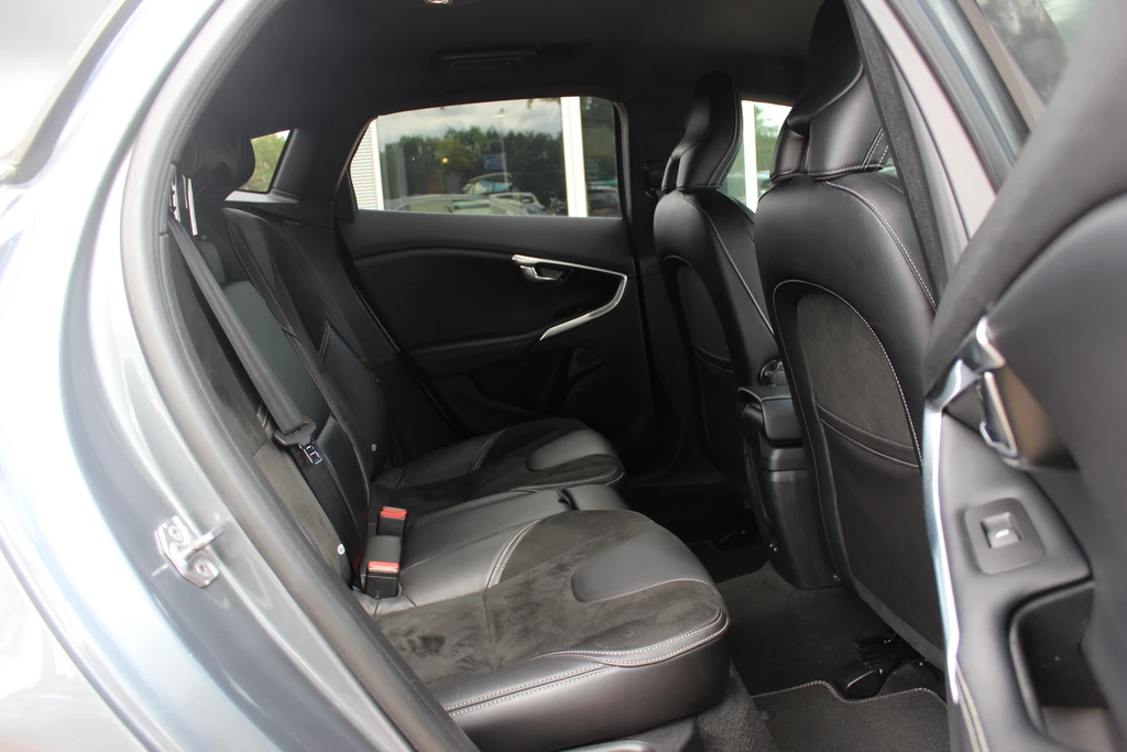 Volvo V40 – foto 15
