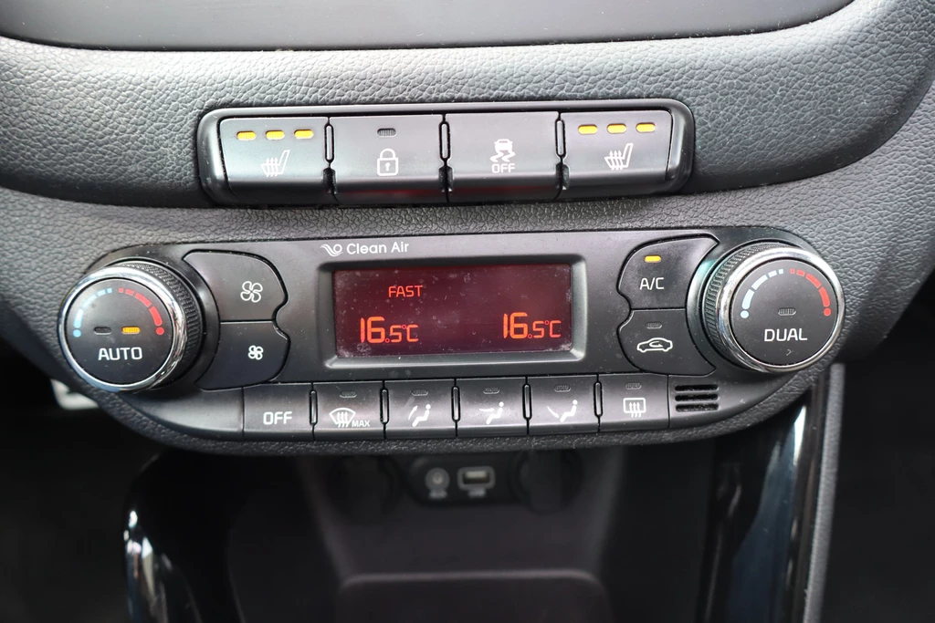 Kia cee'd – foto 19