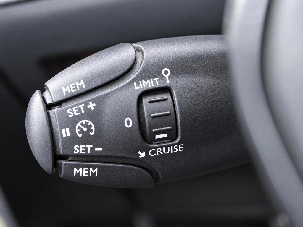 Peugeot 208 – foto 21