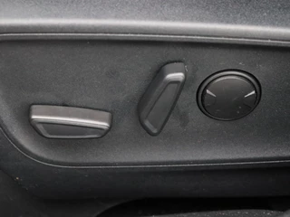 Ford Kuga – thumbnail 22