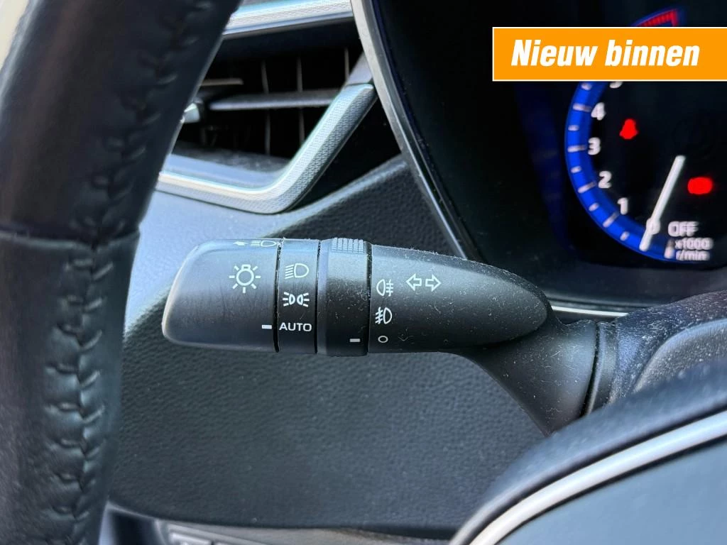 Toyota Corolla Touring Sports – foto 25