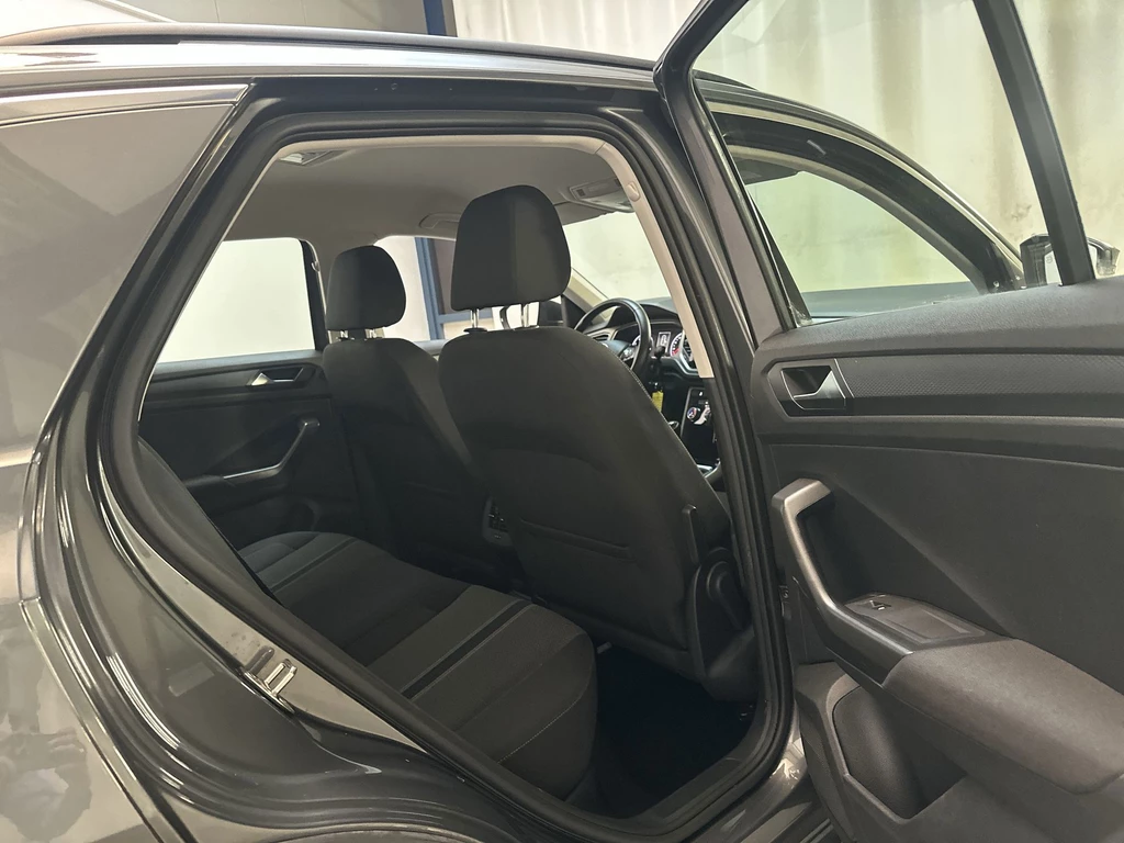 Volkswagen T-Roc – foto 18