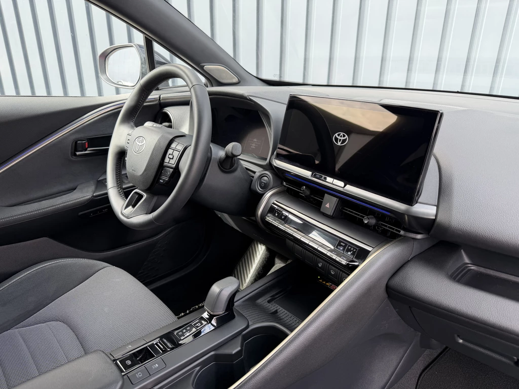 Toyota C-HR – foto 16