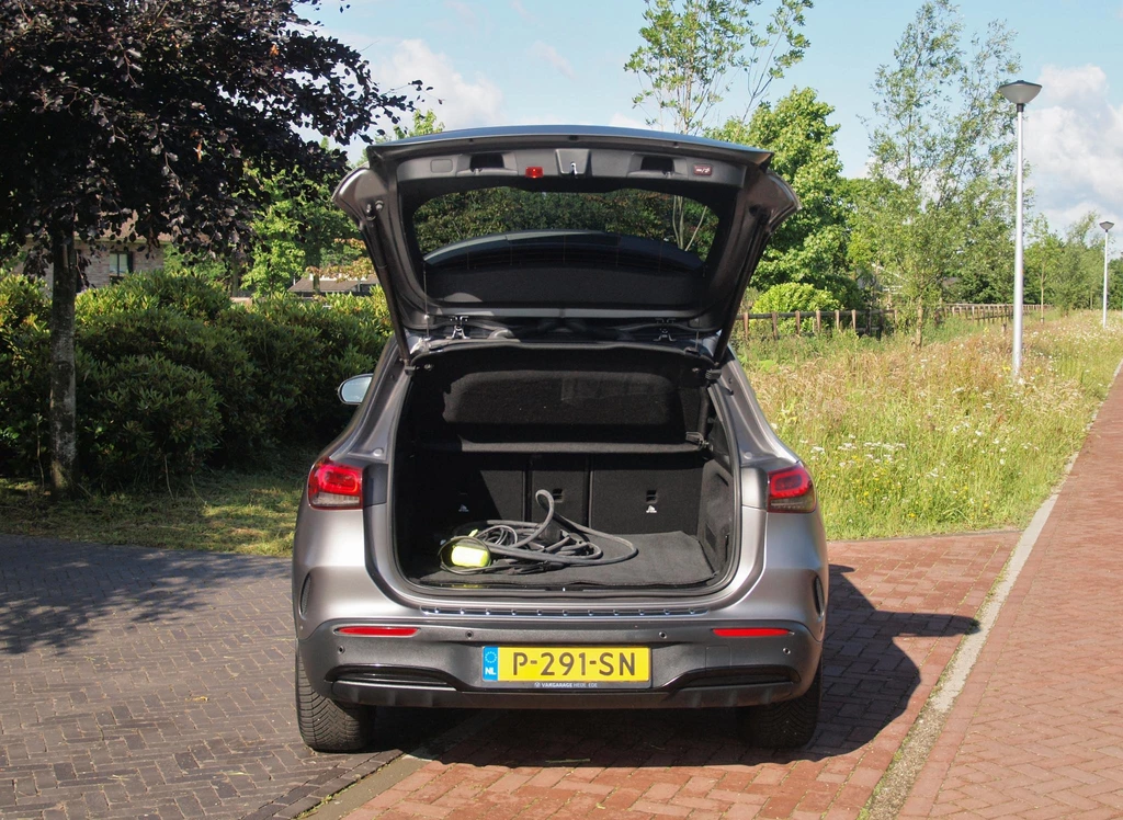 Mercedes-Benz EQA – foto 29