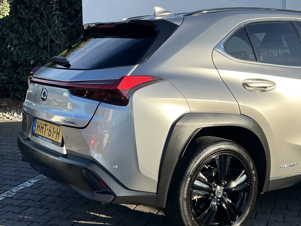 Lexus UX – foto 5