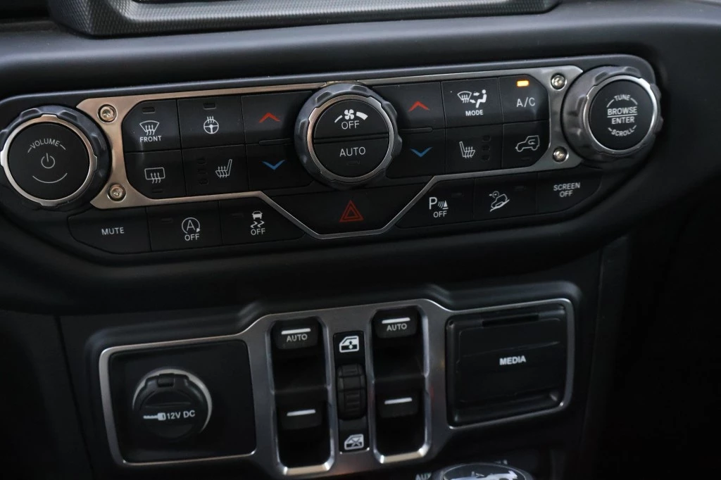 Jeep Wrangler – foto 41