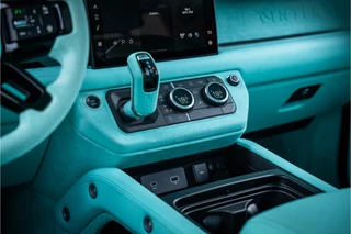 Land Rover Defender – thumbnail 27