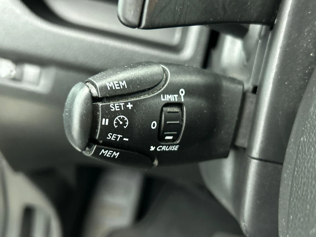 Opel Vivaro – foto 14