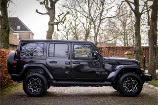 Jeep Wrangler – thumbnail 8