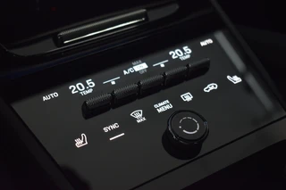 Porsche Cayenne – thumbnail 32
