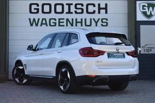 BMW iX3 – thumbnail 2