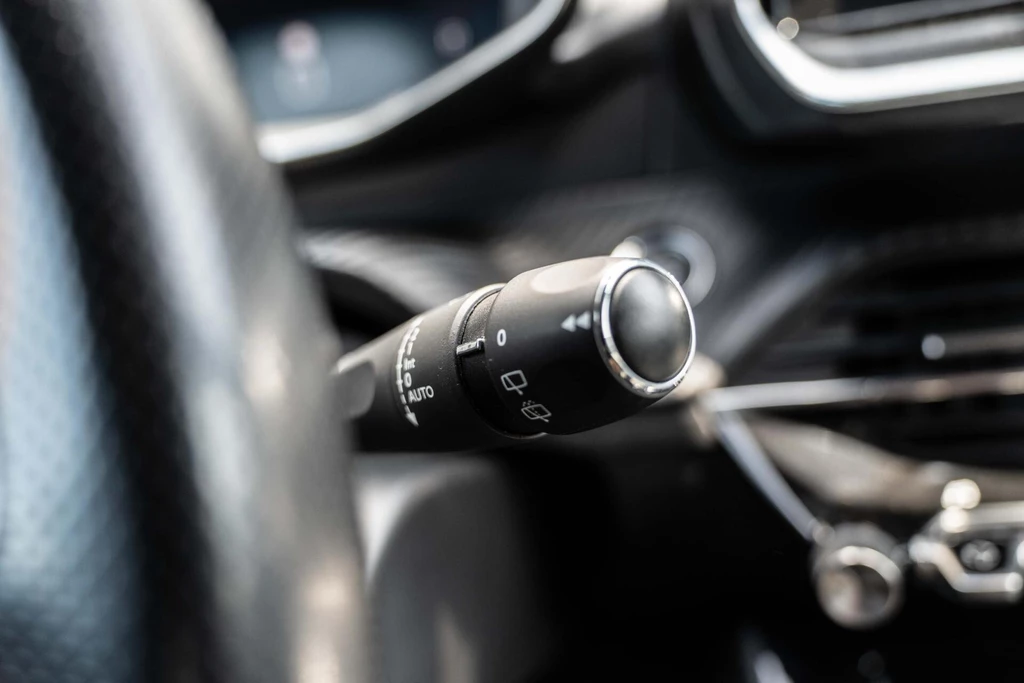 Peugeot 208 – foto 32