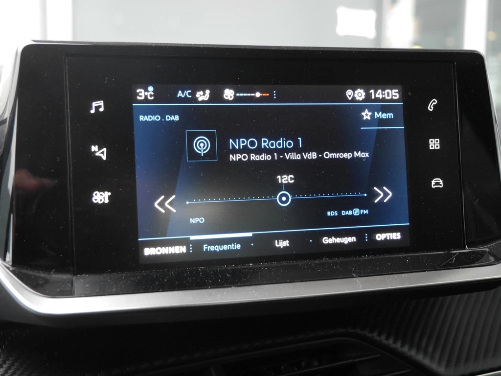 Peugeot 208 – foto 15