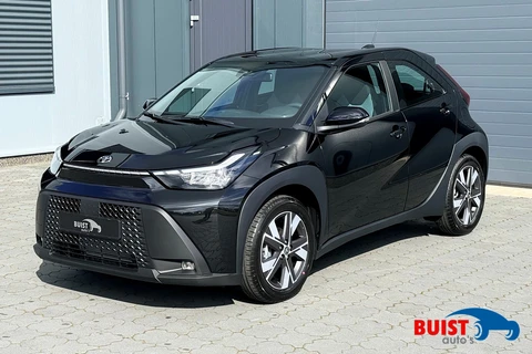 Toyota Aygo X Hybrid 115 pulse 17" STOELVERWARMING CARPLAY NIEUWE AUTO! NOG SLECHTS 3X UIT VOORRAAD LEVERBAAR!