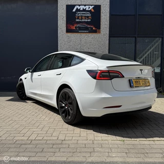 Tesla Model 3 – thumbnail 3