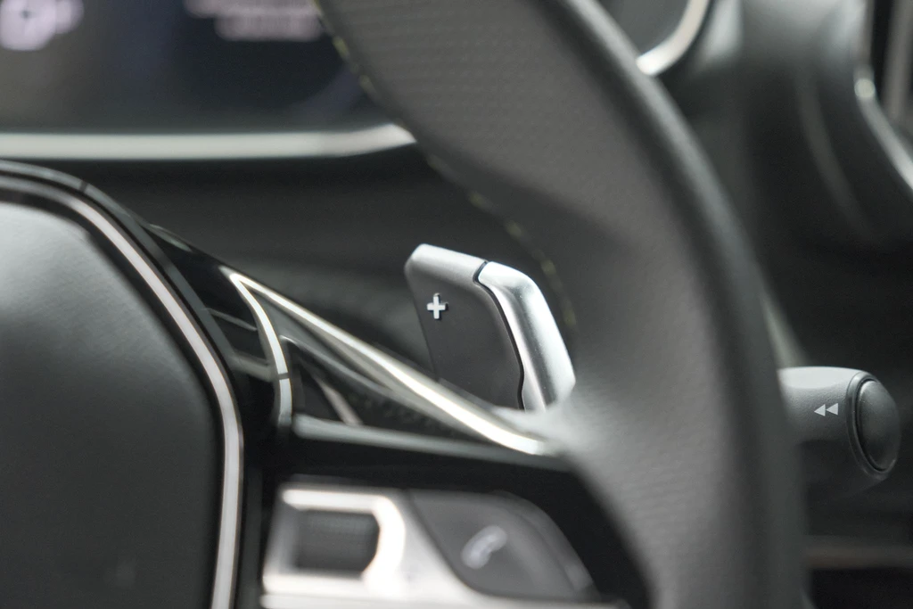Peugeot 208 – foto 32