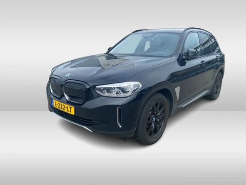 BMW iX3 High Executive 80 kWh / Trekhaak / Panoramadak / 360Camera / Head-up / 20'' / Leder / Harman Kardon / Navigatie / Memory seats / Dodehoek / DAB / Stoelverwarming / Cruise Control Adaptief