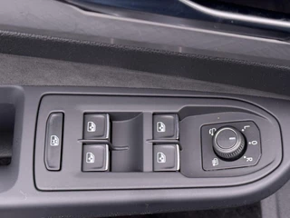 Volkswagen Golf – thumbnail 33