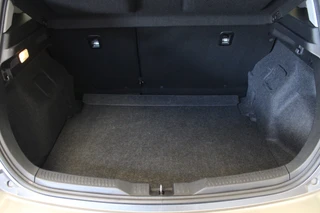 Toyota Auris – thumbnail 13