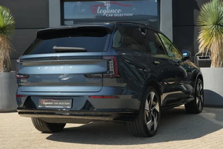 Volvo EX90 – thumbnail 4