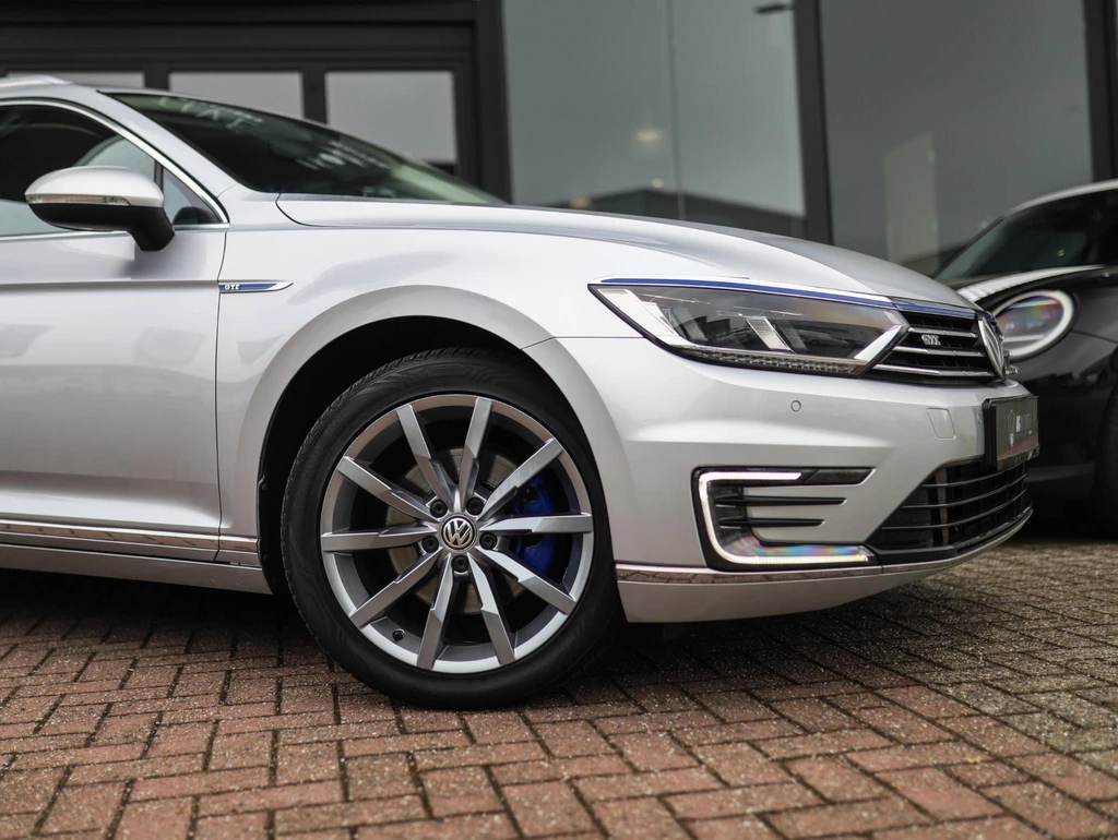 Volkswagen Passat – foto 11