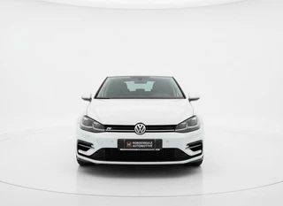 Volkswagen Golf – thumbnail 8