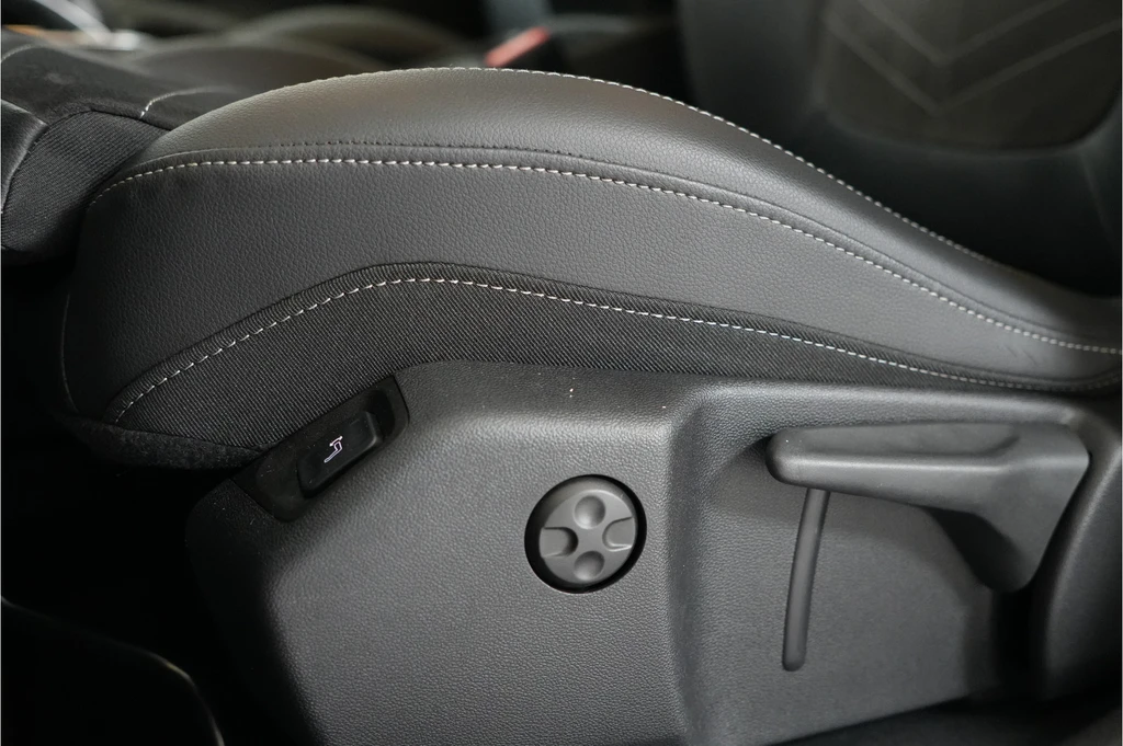 Opel Grandland – foto 19