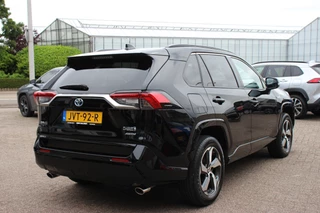 Toyota RAV4 – thumbnail 4
