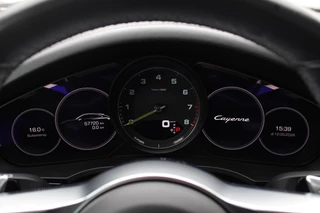 Porsche Cayenne – thumbnail 19