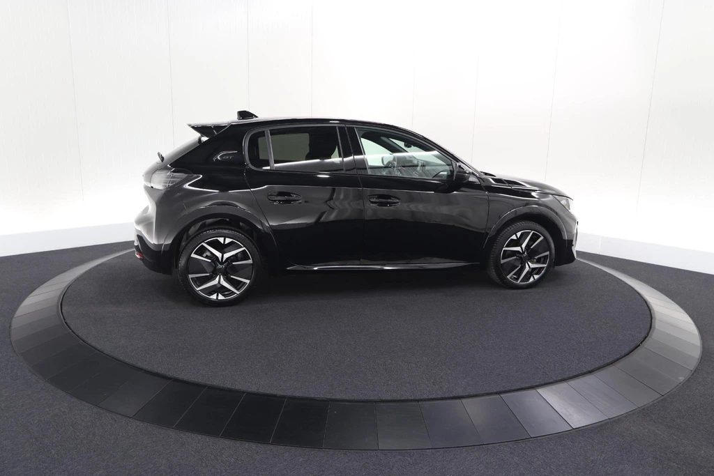 Peugeot 208 – foto 11