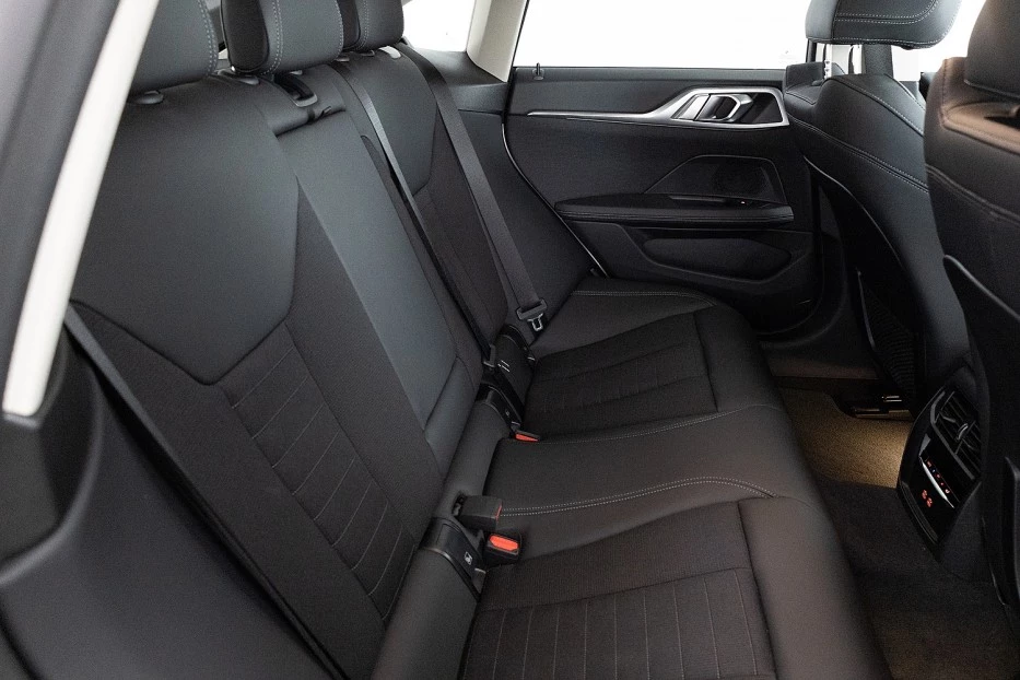 BMW i4 – foto 17