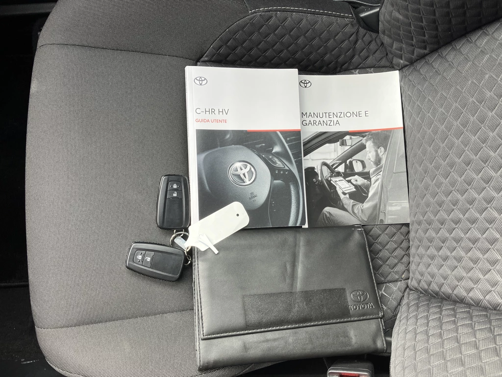 Toyota C-HR – foto 36