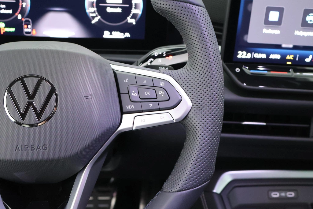 Volkswagen T-Roc – foto 22