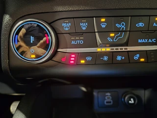 Ford Kuga – thumbnail 27