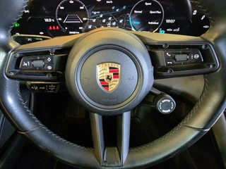 Porsche Taycan – thumbnail 13