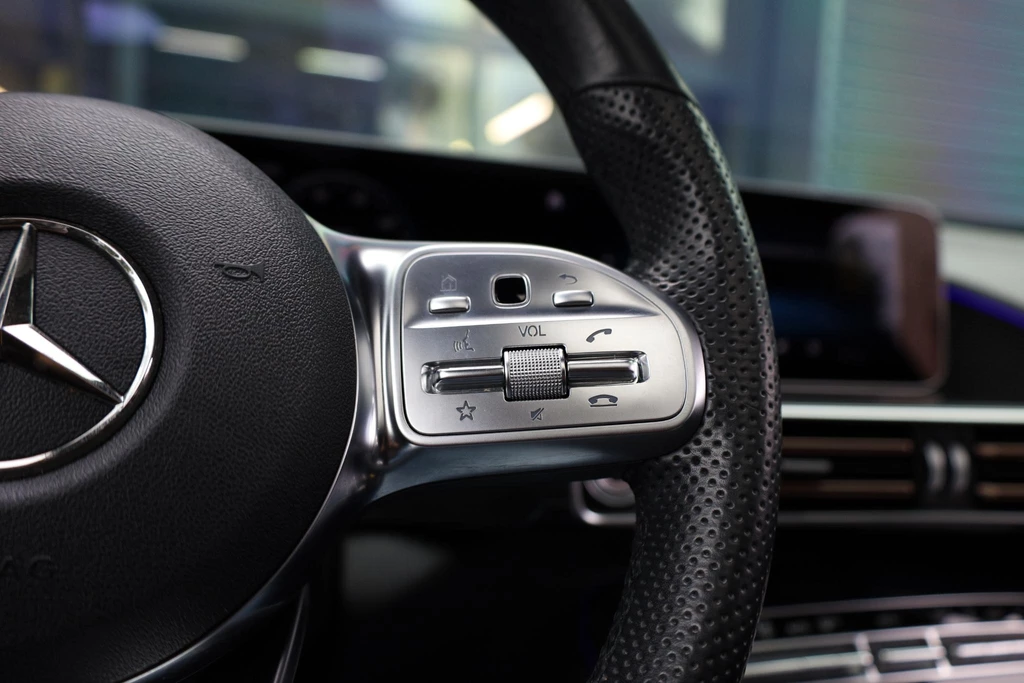 Mercedes-Benz EQC – foto 43