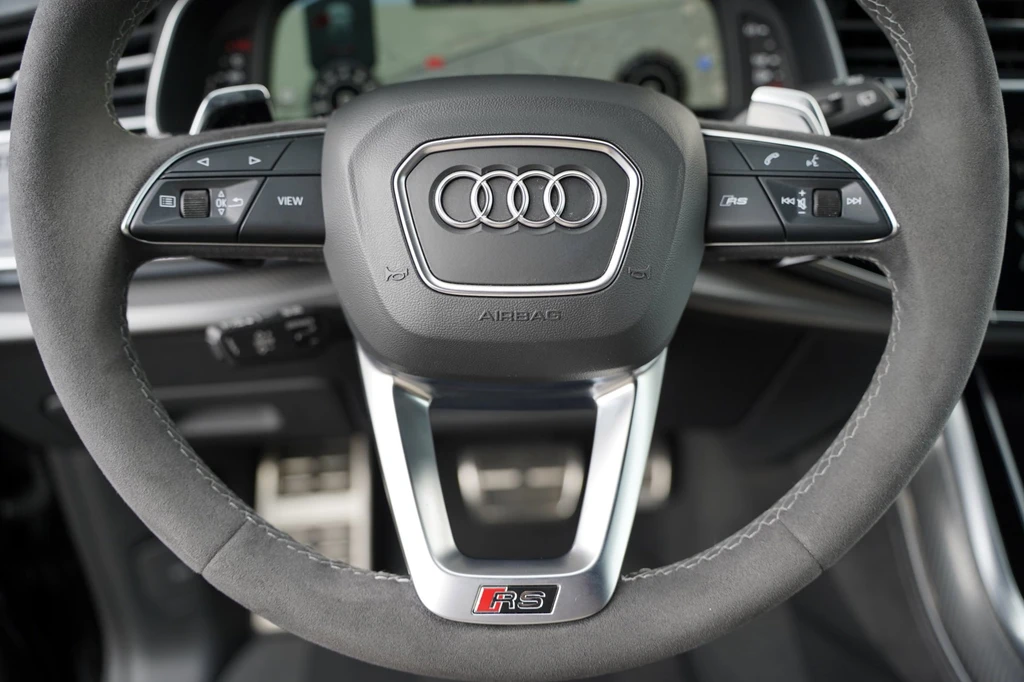 Audi RSQ8 – foto 20