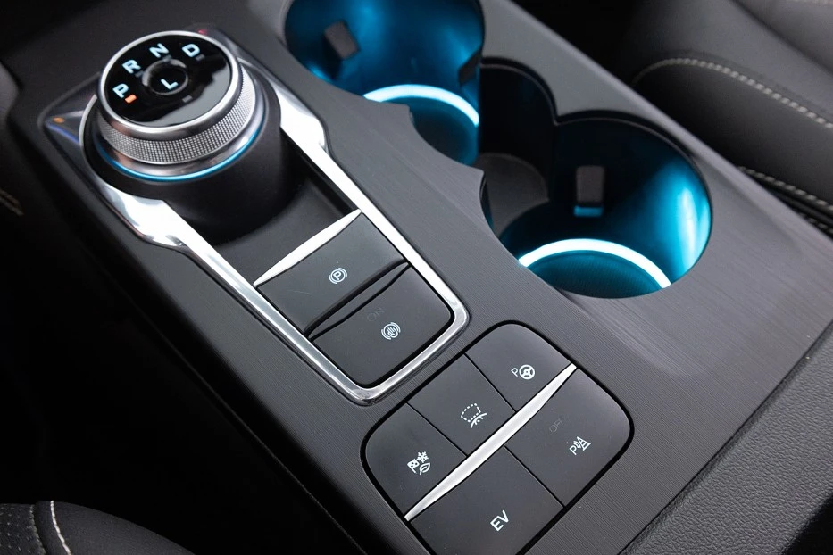 Ford Kuga – foto 28