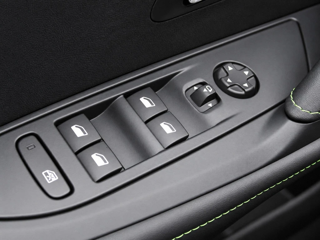 Peugeot 208 – foto 30