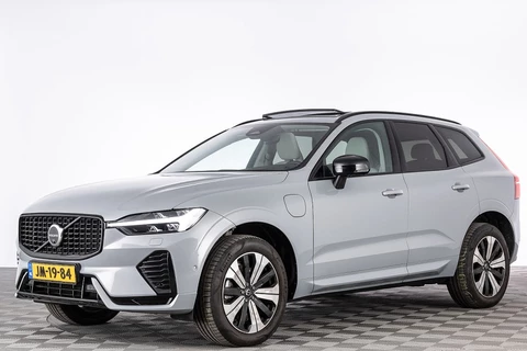 Volvo XC60 2.0 T6 Recharge AWD Plus Dark | PANORAMADAK | LEDER | harman/kardon | PHEV -HEMELVAART OPEN!-