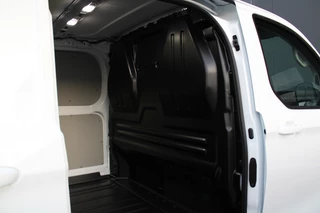 Ford E-Transit Custom – thumbnail 13