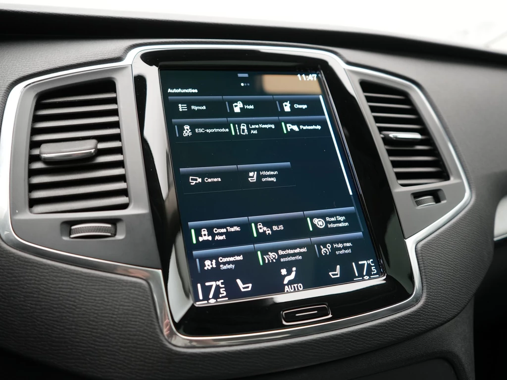Volvo XC90 – foto 32