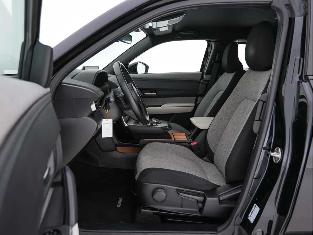 Mazda MX-30 – foto 8