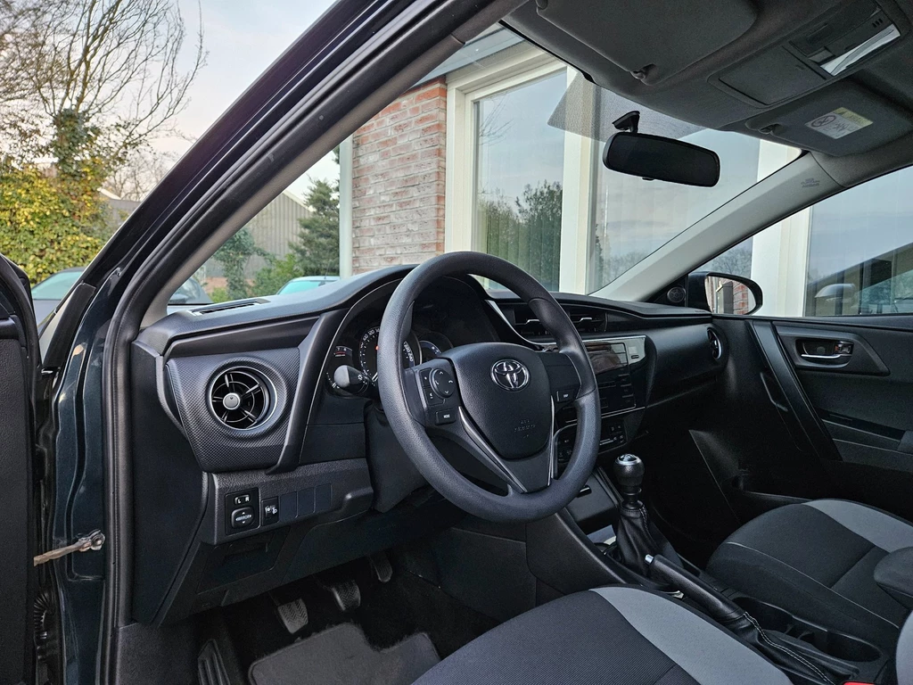 Toyota Auris – foto 13