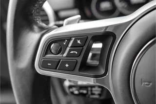 Porsche Cayenne – thumbnail 40