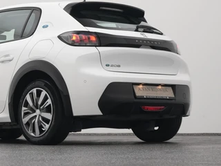 Peugeot e-208 – thumbnail 6